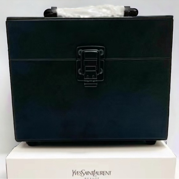 🌟 YSL Yves Saint Laurent Cosmetic Beaute Makeup Vanity Beauty Case - Picture 1 of 6